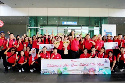 Đoàn lữ hành Malaysia đến Phú Quốc khảo sát thị trường du lịch.