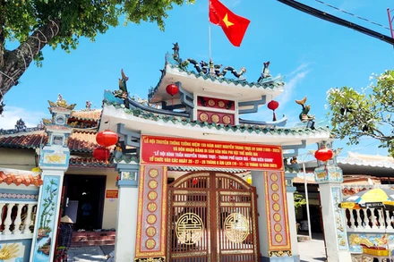 Đình thần Nguyễn Trung Trực. 