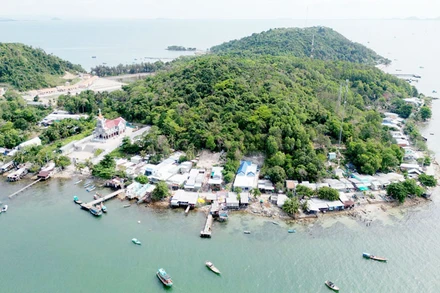 Một góc xã đảo Tiên Hải. Ảnh: THỦY NGUYÊN