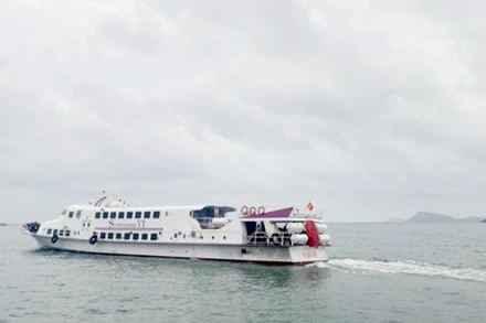 Tàu cao tốc từ Phú Quốc về đất liền được phép hoạt động trở lại.
