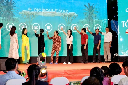 Những khách hàng đầu tiên giữ chỗ đợt 1 của dự án CIC Boulevard. 