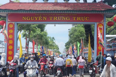 Lễ hội Đình thần Nguyễn Trung Trực, diễn ra từ ngày 28-30/9 (nhằm ngày 26-28/8 âm lịch), tại thành phố Rạch Giá, tỉnh Kiên Giang. 