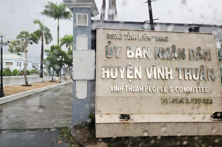 Trụ sở Ủy ban nhân dân huyện Vĩnh Thuận.