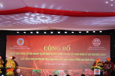 Quang cảnh buổi lễ.