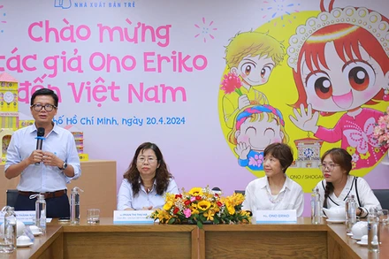 Ông Nguyễn Thành Nam, Phó Giám đốc, Tổng Biên tập Nhà xuất bản Trẻ phát biểu tại chương trình.