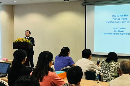 Phó Cục trưởng Cục Du lịch Việt Nam Hà Văn Siêu phát biểu tại sự kiện.