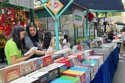 Hội sách Xuyên Việt tổ chức tại Đường sách Thành phố Hồ Chí Minh.