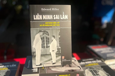 Bìa cuốn sách “Liên minh sai lầm: Ngô Đình Diệm, Mỹ và số phận Nam Việt Nam” .