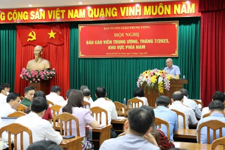 Quang cảnh hội nghị