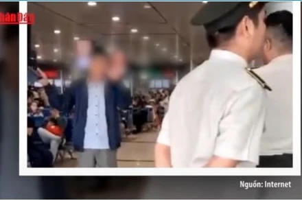 [Video] Xử lý hành khách say rượu hành hung nhân viên an ninh hàng không tại sân bay Tân Sơn Nhất