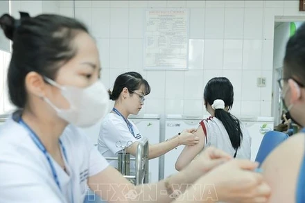 [Video] Hà Nội bảo đảm cung ứng đầy đủ thuốc phòng, chống dịch trong giai đoạn giao mùa