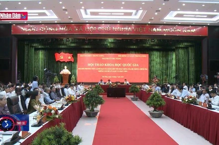 Đổi mới phương thức lãnh đạo của Đảng với hoạt động chính trị