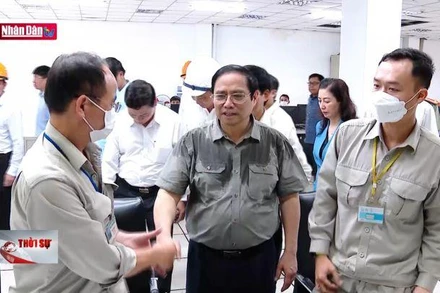 Thủ tướng khảo sát dự án cải tạo, mở rộng nhà máy sản xuất đạm Hà Bắc