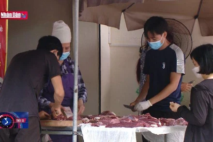 Điều hành giá kịp thời, bảo đảm quyền lợi người tiêu dùng