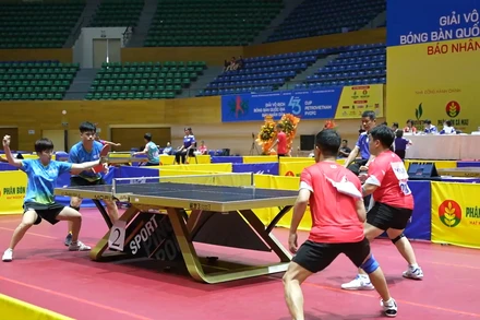 [Video] Thành phố Hồ Chí Minh đăng quang nội dung đôi nam - nữ sau màn lội ngược dòng kịch tính 