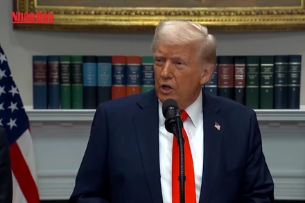 [Video] Mỹ siết thuế nhập khẩu, nguy cơ chiến tranh thương mại