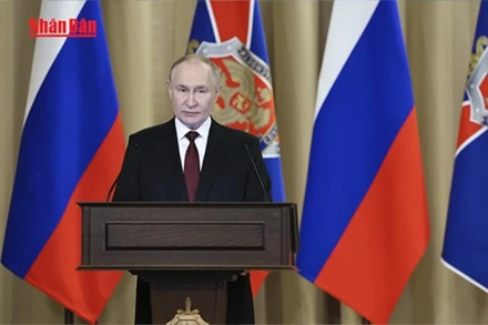 [Video] Mỹ gia hạn trừng phạt Nga