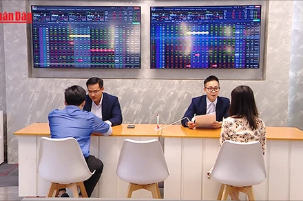 [Video] Doanh nghiệp giao dịch cổ phiếu số lượng lớn ngày 27/2