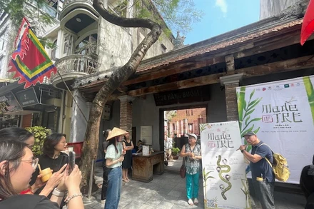 Triển lãm Made of tre tại Đền Quan Đế (Hà Nội).