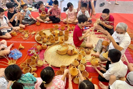 Vui Tết Trung thu truyền thống