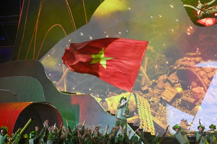 [Ảnh] Toàn cảnh chương trình nghệ thuật Điện Biên Phủ - Mốc vàng lịch sử