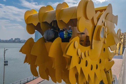 khu vực vận hành cầu Rồng