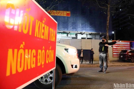 Hầu hết các ý kiến đều nhất trí với phương án cấm tuyệt đối nồng độ cồn khi lái xe. (Ảnh: THÀNH ĐẠT)