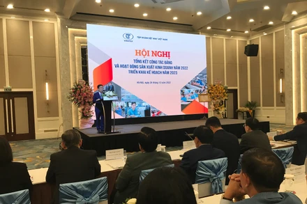 Bí thư Đảng ủy, Chủ tịch Hội đồng quản trị Vinatex Lê Tiến Trường phát biểu khai mạc hội nghị.