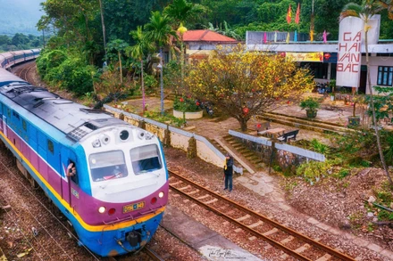 Hợp nhất 2 Công ty Đường sắt Hà Nội và Sài Gòn.