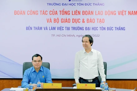 Bộ trưởng Giáo dục và Đào tạo Nguyễn Kim Sơn phát biểu tại buổi làm việc.