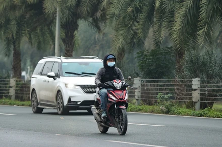 Theo báo cáo, trong ngày 2/5, toàn quốc xảy ra 52 vụ giao thông đường bộ, làm chết 22 người, bị thương 44 người (đường sắt, đường thủy không xảy ra tai nạn).