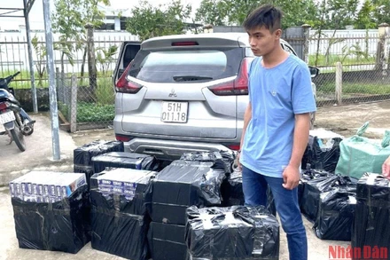 Đối tượng Nguyễn Duy Khánh cùng tang vật bị lực lượng chức năng phát hiện, bắt quả tang tại huyện Đức Huệ, tỉnh Long An.