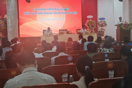 Quang cảnh buổi đối thoại.