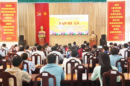 Quang cảnh lớp tập huấn.