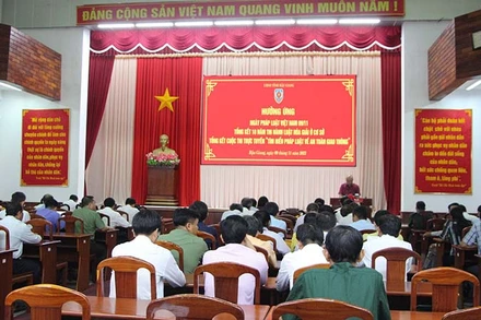 Quang cảnh hội nghị.