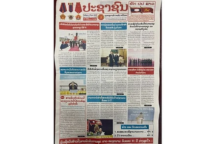 Trang nhất báo Pasaxon số ra ngày 5/9. (Ảnh: Hải Tiến)