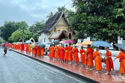 Du lịch được đánh giá là một trong những động lực chính thúc đẩy kinh tế Lào tăng trưởng. (Ảnh: Trịnh Dũng)