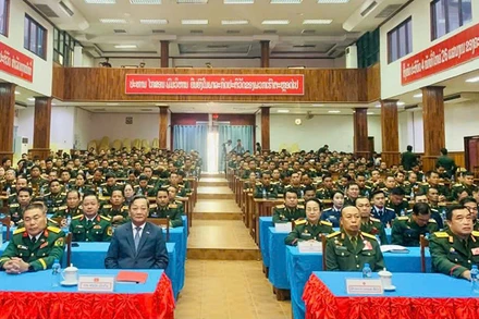 Các đại biểu tham dự buổi lễ. (Ảnh: HẢI TIẾN)