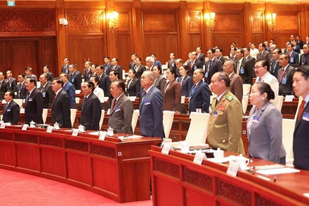 Các đại biểu tham dự lễ khai mạc. Ảnh: Cộng tác viên