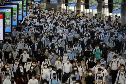 Nhà ga Shinagawa tại Tokyo, ngày 2/8/2021. (Ảnh: Reuters)