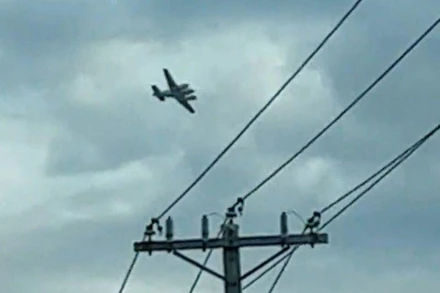Phi công điều khiển máy bay bay quanh Tupelo, bang Mississippi, ngày 3/9/2022. (Ảnh: Local News/TMX/Reuters)