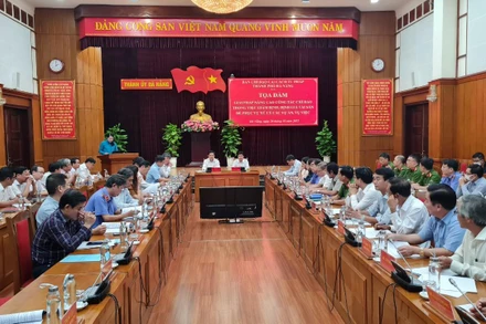 Tọa đàm về “Giải pháp nâng cao công tác chỉ đạo trong việc giám định, định giá tài sản để phục vụ xử lý các vụ án, vụ việc”.