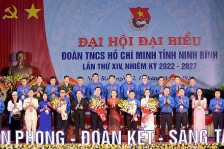 Ra mắt Ban Chấp hành Đoàn Thanh niên Cộng sản tỉnh Ninh Bình, khóa XIV, nhiệm kỳ 2022-2027.