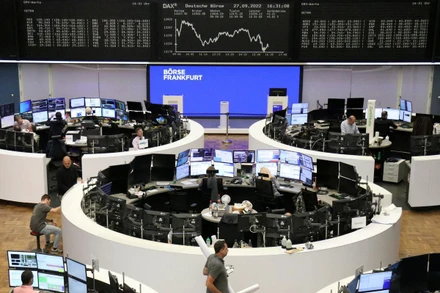 Sàn giao dịch chứng khoán Frankfurt, Đức, ngày 27/9. (Ảnh: Reuters)