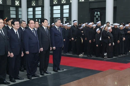 Video trực tiếp Lễ truy điệu nguyên Chủ tịch nước Trần Đức Lương 