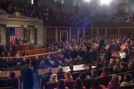 [Video] Chính trị Mỹ dậy sóng sau bài phát biểu dài nhất của ông D.Trump