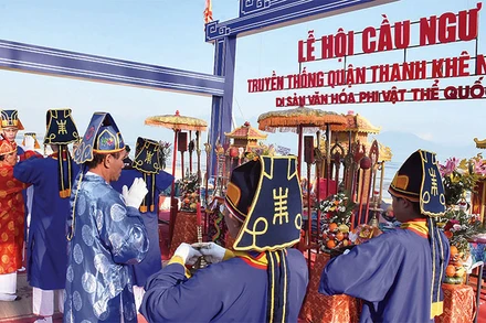 Đà Nẵng sẽ nâng cấp Lễ hội Cầu ngư truyền thống - Di sản văn hóa phi vật thể quốc gia, lên Lễ hội cấp thành phố.