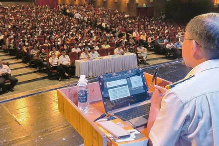 Hội nghị tập huấn một số lưu ý chính sách thuế, hóa đơn điện tử và quyết toán thuế năm 2023.