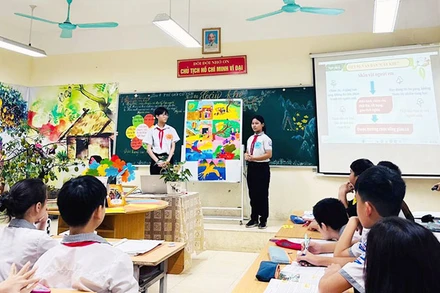 Một giờ học môn Ngữ văn của học sinh lớp 6 tại Trường THCS Nguyễn Huy Tưởng, huyện Đông Anh, Hà Nội. (Ảnh: TƯỜNG NGUYỄN)