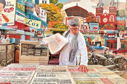 Anh Huỳnh Minh Hiệp mong muốn được giới thiệu đến các bạn trẻ về lịch sử của Việt Nam qua những trang báo cách mạng.